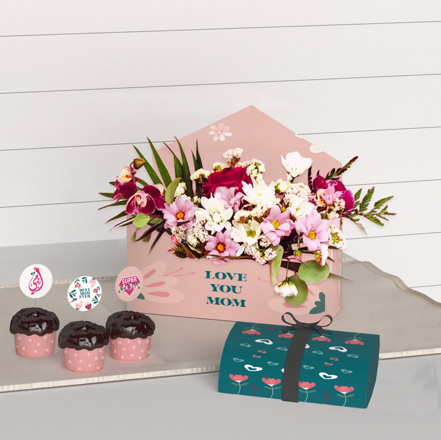 Mother's Day Flowers & Gift Boxes